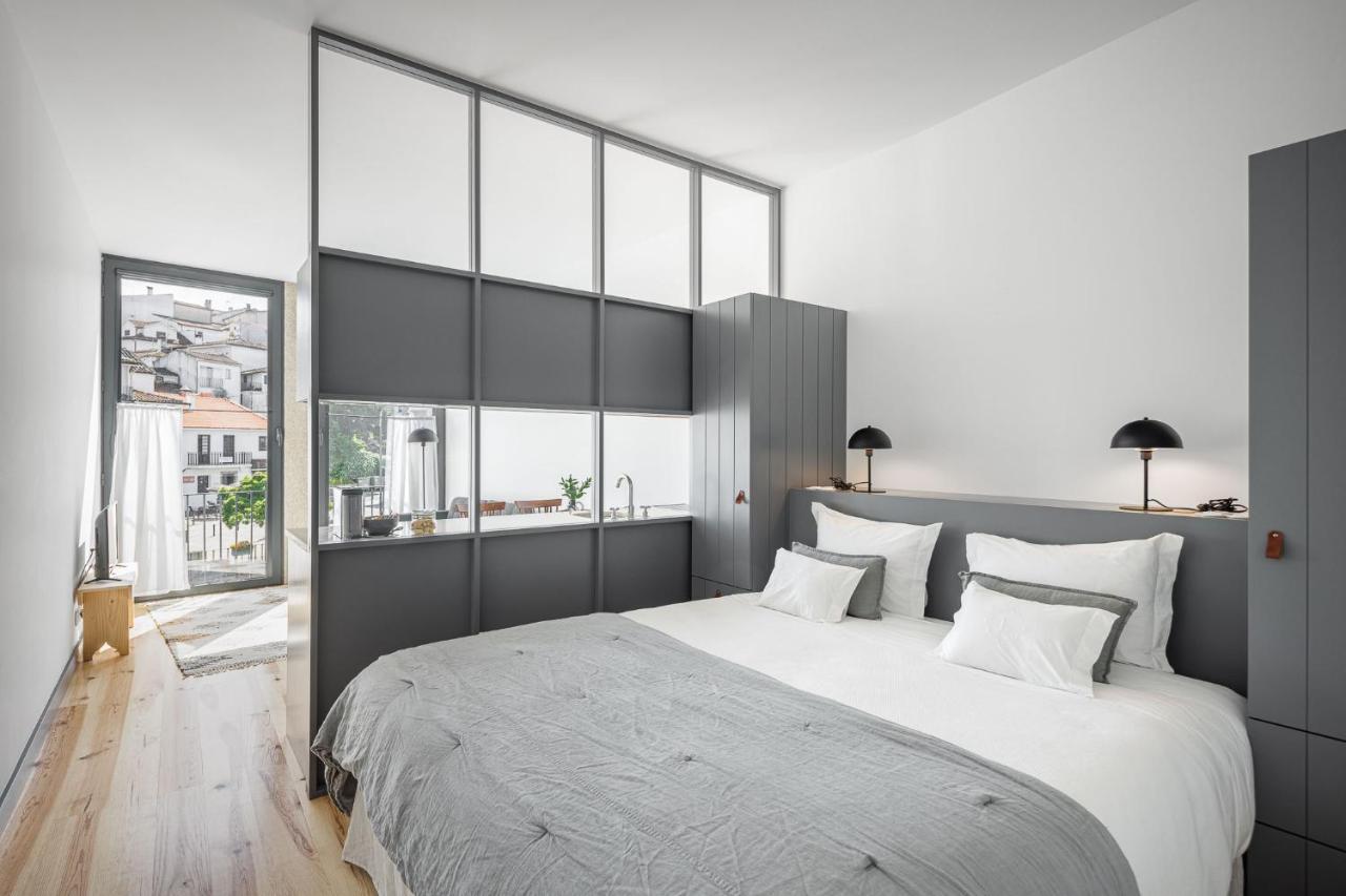 Pensao Luisinha By Casas Com Estoria Boutique Houses サンタ・コンバ・ダン エクステリア 写真