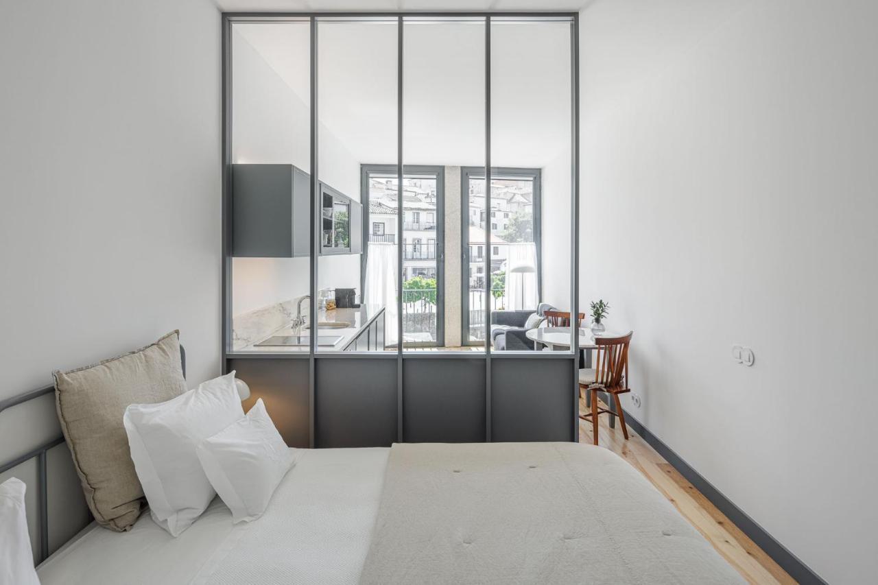 Pensao Luisinha By Casas Com Estoria Boutique Houses サンタ・コンバ・ダン エクステリア 写真