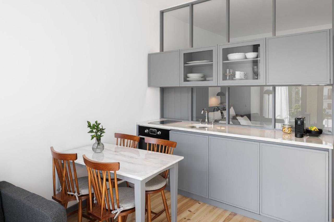 Pensao Luisinha By Casas Com Estoria Boutique Houses サンタ・コンバ・ダン エクステリア 写真